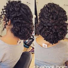 Hair curly hair with flowers hair with combs wedding hair hair curly updo wedding hair hair curly updo hair with flower. Check Out Our 24 Easy To Do Updos Perfect For Any Occasion Naturallycurly Com