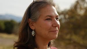 Exciting news! 🏆🎉 Shannon Doleac, a College of Health grad and Utah  Gymnastics All-American, is returning to Utah for the J. George and Velma  Rife Jones Lectureship! Along with her husband, former