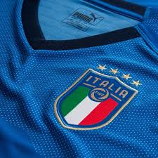 Ittas vezetésen kapták az olasz válogatott kapust. Olaszorszag Mez 2018 19 Hazai