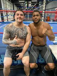 59,120 likes · 1,402 talking about this. Andy Ruiz Ich Habe Mein Feuer Nicht Verloren