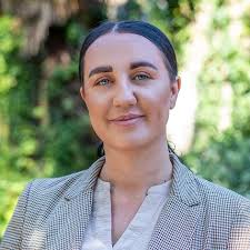 Winkworth pledges to 'support' estate agent who drunkenly crashed into bus  stop