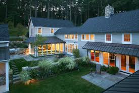 Look for metal roof copper now!. 13 Best Metal Roof And Siding Color Combinations For A Stylish Exterior La Urbana