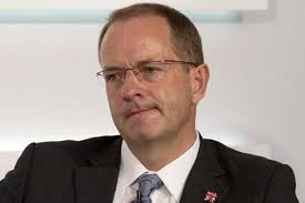 GlaxoSmithKline says CEO Andrew Witty to retire next year