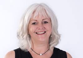 Bellarine Celebrant Sue Warner