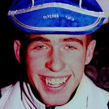 Former Arsenal prospect Stephen Bradley reveals perils of 'too much too  soon'