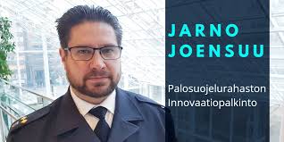 Palosuojelurahaston Innovaatiopalkinnon 2018 sai nestemäisten kemikaalien  valutuskouru: paloesimies Jarno Joensuu, Satakunnan pelastuslaitos.  Palkinnon jakoivat @Palosuojelurah puheenjohtaja Anne Holmlund ja  pääsihteeri Johanna Herrala. Suuret ...
