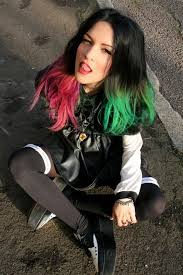 Half And Half Dip Dye Hair Red And Green Hair Beauty Dip Dye Hair Hair Color For Black Hair Dipped Hair