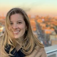 Meredith Gallo's Instagram, Twitter & Facebook