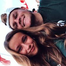 Ella Hilton (@ellhilton)