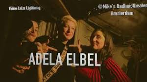 Adéla ví moc dobře, že blondýny jsou lepší. Adela Elbel Show Amsterdam Czech With English Sub Youtube