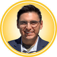 Justin Karp's Instagram, Twitter & Facebook