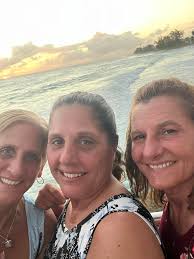 I see so many people asking for help and advice in the group about Antigua  and Barbuda