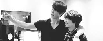 15) sekolah di sopa (school of performing arts banyak yang menganggap jeno merupakan perpaduan antara amber f(x) dan donghae super junior. Smrookies International Lim Jaebeom Donghae And Jeno Taking Selca