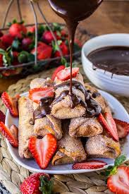 Bananas Wrapped In Flour Tortillas Then Fried And Rolled In Cinnamon Sugar Perfect Appetizer For The Super Bowl Or Dessert For Food Food Cravings Yummy Food