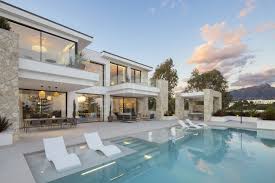 Next Villa - Thumbnail 2