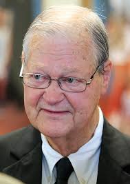 Reactions to Skelton's death pour in (VIDEO)