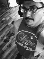 Myron Davidson's Instagram, Twitter & Facebook