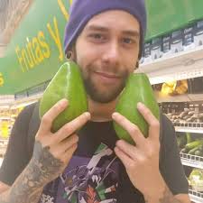 Robert Augusto (@robtoremember) • Instagram photos and videos