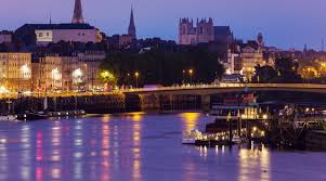 Dilerseniz kendi nantes yazılarınızı sitemizde yayınlayabilirsiniz. Nantes Loire Valley France Azamara