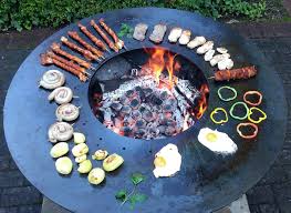 Feuerschalen Grill La Ronda Grillen Chillen Rundes Grillerlebnis Mit Lagerfeuer Romantik Mit Unserem Feuer Feuerschale Mit Grill Metall Design Feuerschale