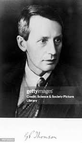 13 Sir George Paget Thomson Photos & High Res Pictures