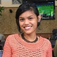 Suzannah Goodwin's Instagram, Twitter & Facebook