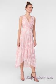 2019 Sifon Abiye Elbise Modelleri Pembe Midi Kolsuz V Yakali Plise Detayli Kiyafet Kombinleri Elbise Modelleri The Dress Elbise
