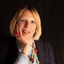 Caroline Sanderson (@CaroSanderson)