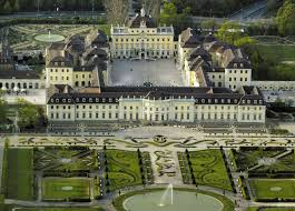 Building Chateau France French Palace Versailles 2k Wallpaper Hdwallpaper Desktop German Palaces Palace Ludwigsburg