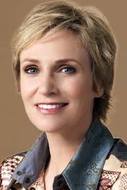 Jane Lynch : sa biographie, filmographie, et quelques photos
