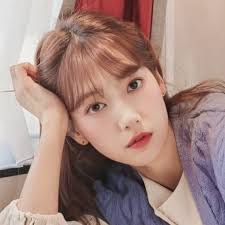 Carlotta Nelson's Instagram, Twitter & Facebook