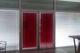 Infissi in pvc pro e contro caratteristiche prezzi ed offerte. Tende Alla Veneziana Pratiche Durature E Moderne Gani