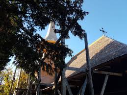 Mănăstirea crasna — sat schiulești dc21. Povestea FascinantÄƒ A Bisericii Din Lemn De La JercÄƒlÄƒi ConstruitÄƒ In FormÄƒ De Corabie Observatorul Prahovean