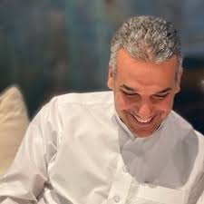 من المعروف ان النادي الاهلي السعودي مقره في مدينة جدة غرب السعودية ، قد تم تأسيسه في 17 مارس عام 1937، وهو ثاني فريق يحقق بطولة الدوري السعودي بعد الهلال، و جمع الدوري وكأس الملك وكأس السوبر في موسم واحد، ويطلق عليه في البطولات العربية أهلي جدة حتى يتم. Ù…Ø§Ø¬Ø¯ Ø§Ù„Ù†ÙÙŠØ¹ÙŠ Nefaie Majed Twitter