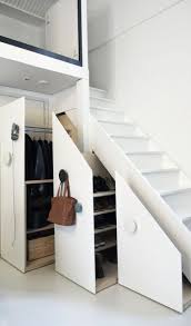 Amenagement Placard Sous Escalier 24 Idees Astucieuses Minimalism Interior Understairs Storage Minimal Interior Design