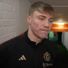 Rasmus Hojlund lifts lid