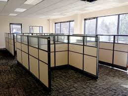 Complete View Of Glass Panel Cubicle Installation In Columbia South Carolina Customcubicles Cubicles Officefurniture Cubicle Design Cubicle Installation