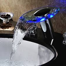 Led rgb wasserhahn beleuchteter glas wasserfall chrom armatur bad einhandmischer. Zwei Griffen Gefuhrt Wasserfall Wasserkraft Glas Waschbecken Wasserhahn Chrom Finish Wasserhahn Online Shop