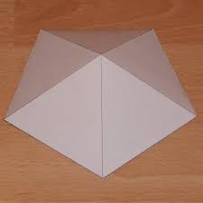 Prop two cards together into an inverted v shape. Paper Multi Side Base Pyramids