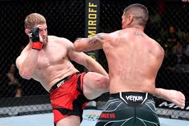 On a card with seven stoppages, there was plenty of competition for bonus awards at ufc fight night 190. Hkms9be 61lzom