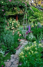15 Inspiring Garden Path Walkway Front Yard Landscaping Ideas 40 Home Garden Design Beautiful Gardens Amazing Gardens Cottage Garden