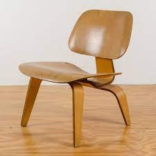 Nyc Artist Tom Levine Auctions Works By Picasso Jasper Johns Lichtenstein More Restoration Hardware Dining Chairs Chair Mid Century Modern Furniture