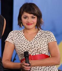 Asymmetrical pixie cut for oval faces. Cute Short Hair Idea Norah Jones S Shaggy Asymmetrical Cut Glamour