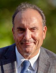 Economic development, cohesiveness among goals in crowded Richmond Town  Council race