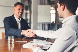 Tips para tu primera entrevista de trabajo | Poliverso Blog