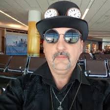 Lawrence Marzari (@LawrenceMarzari)