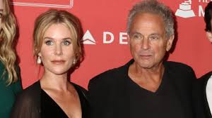 Kristen messner was born on 28 february 1970, in los angeles, california, usa, and is a photographer, but probably better known for being the wife of musician lindsey buckingham. 7p9dptdocshr1m