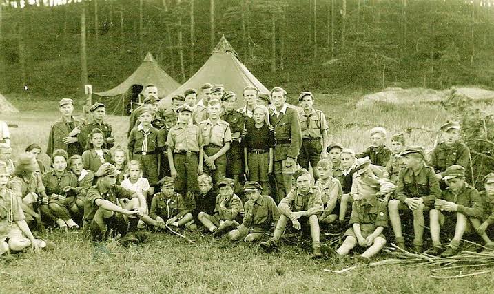 Image result for warszawskie harcerstwo 1956 rok"