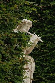 Jardins De Versailles With Images Garden Statues Versailles Garden Beautiful Gardens