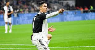 Meilleur joueur masculin de la fifa: Cristiano Ronaldo Buts Passes Decisives La Saison De Cr7 En Chiffres